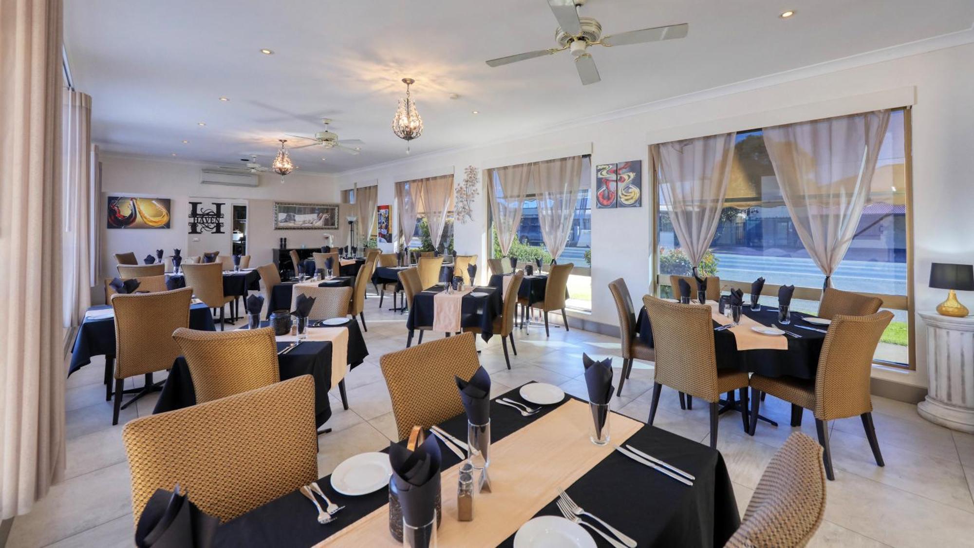 Silver Haven Motor Inn Broken Hill Buitenkant foto
