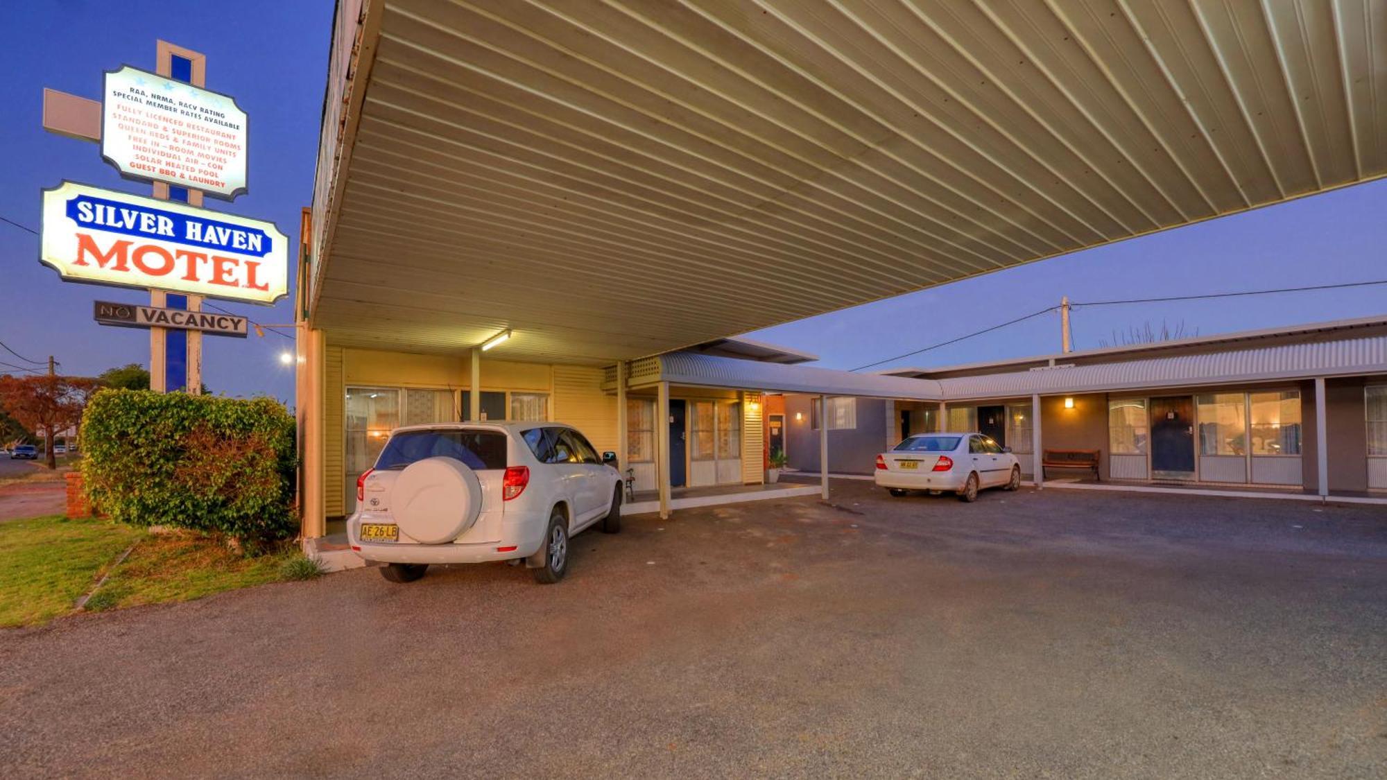Silver Haven Motor Inn Broken Hill Buitenkant foto