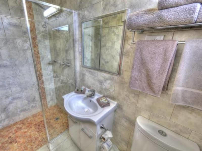 Silver Haven Motor Inn Broken Hill Buitenkant foto